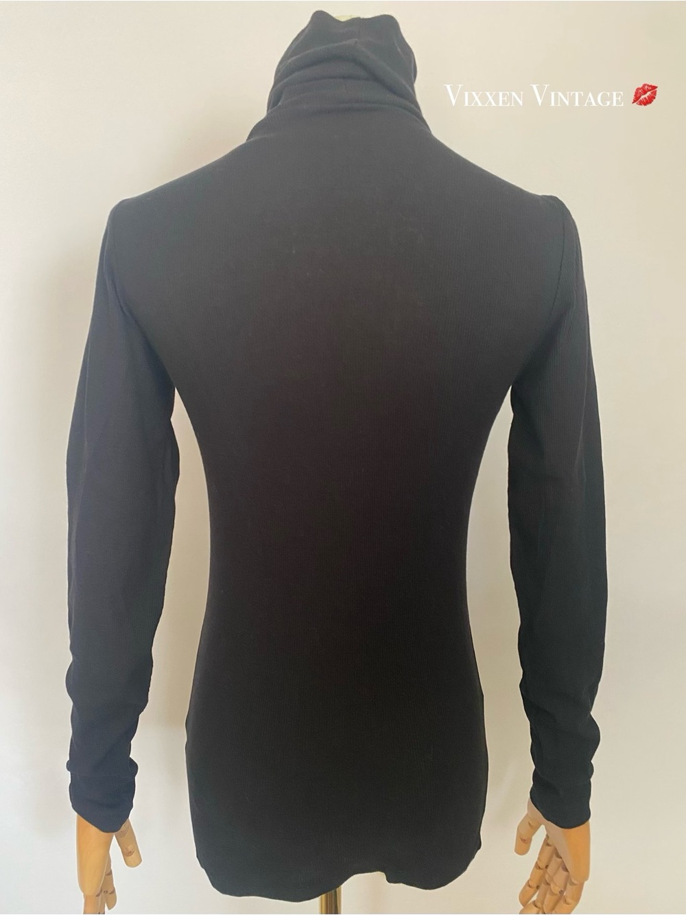 SPLENDID RIBBED LONG SLEEVE TURTLENECK IN BLACK - Picture 4 of 6